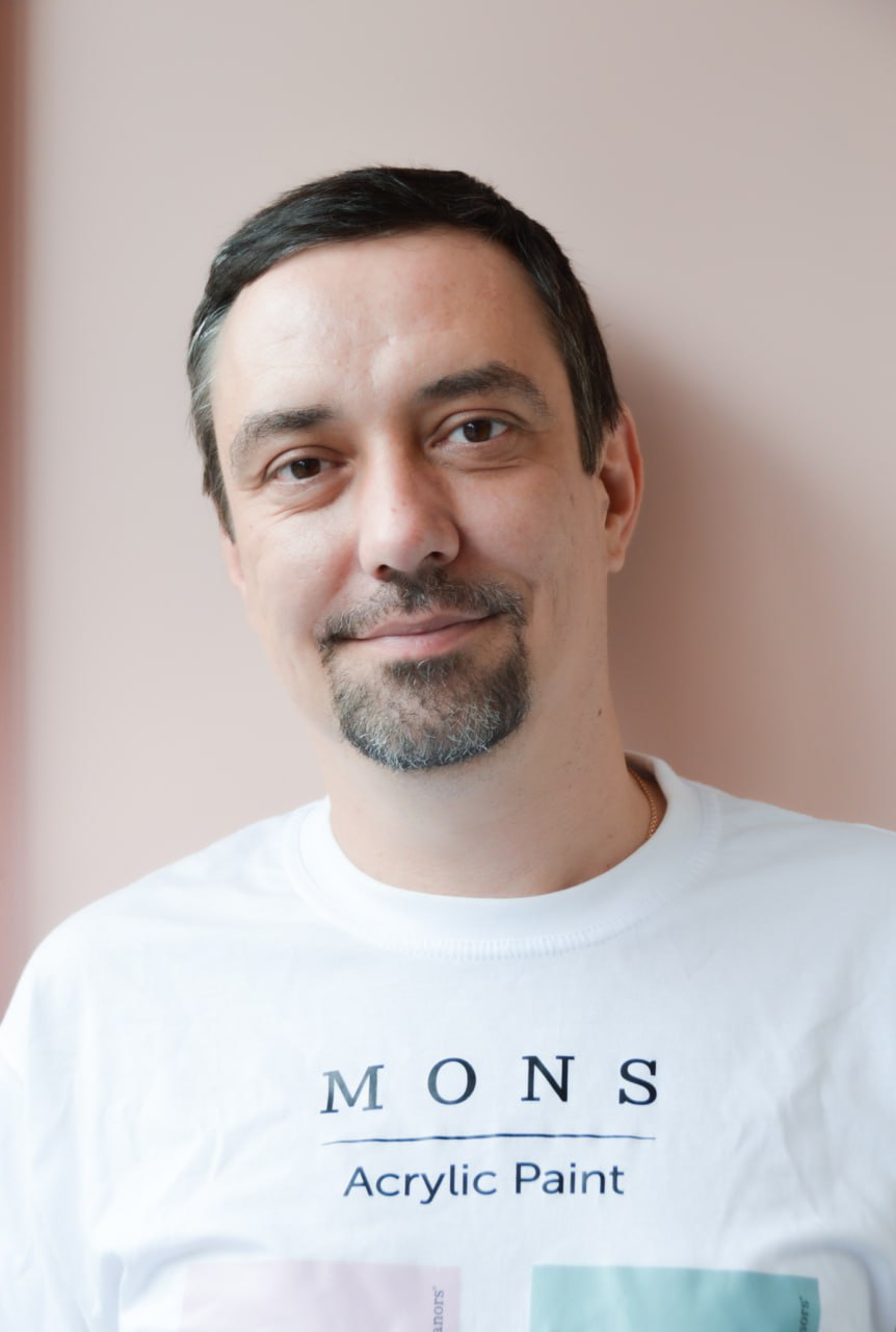 Alexander Lebedev, master decorator